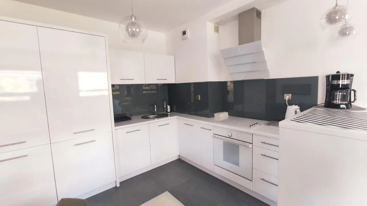 Lokietka 8B By Homeprime Krakow Apartment